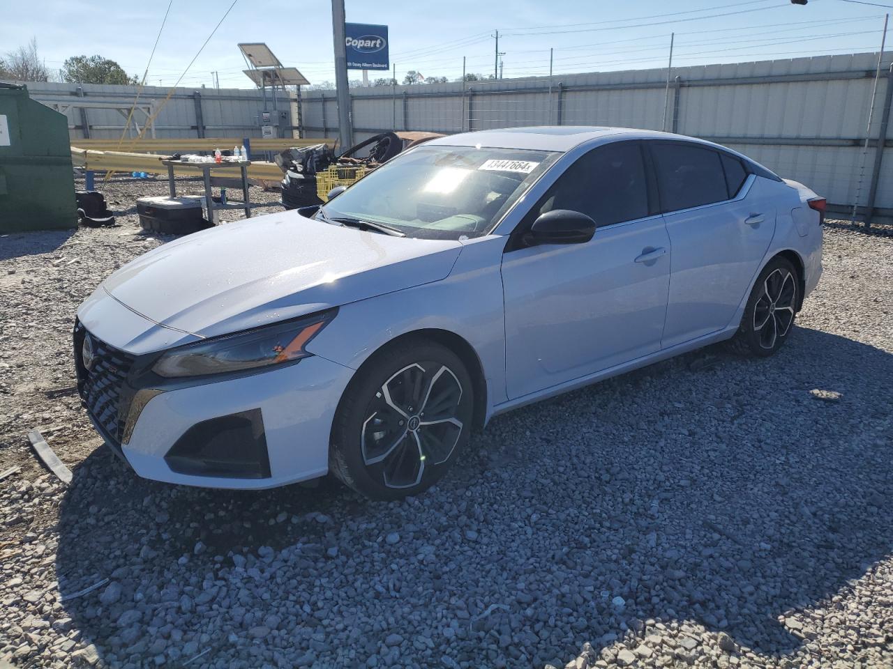 2024 NISSAN ALTIMA SR