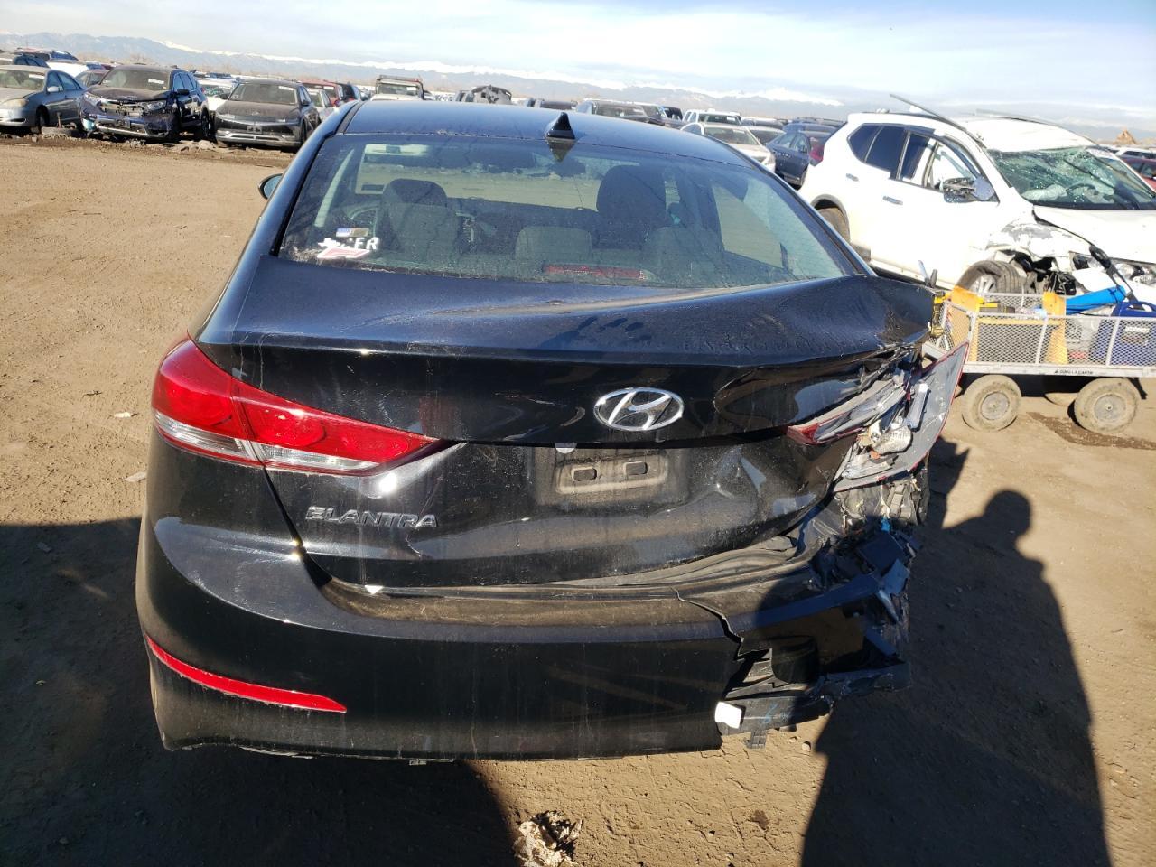 2018 HYUNDAI ELANTRA SE - Image 6