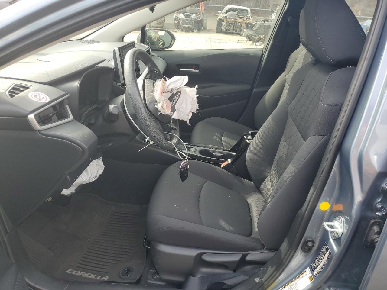 2020 TOYOTA COROLLA LE - Фото 7