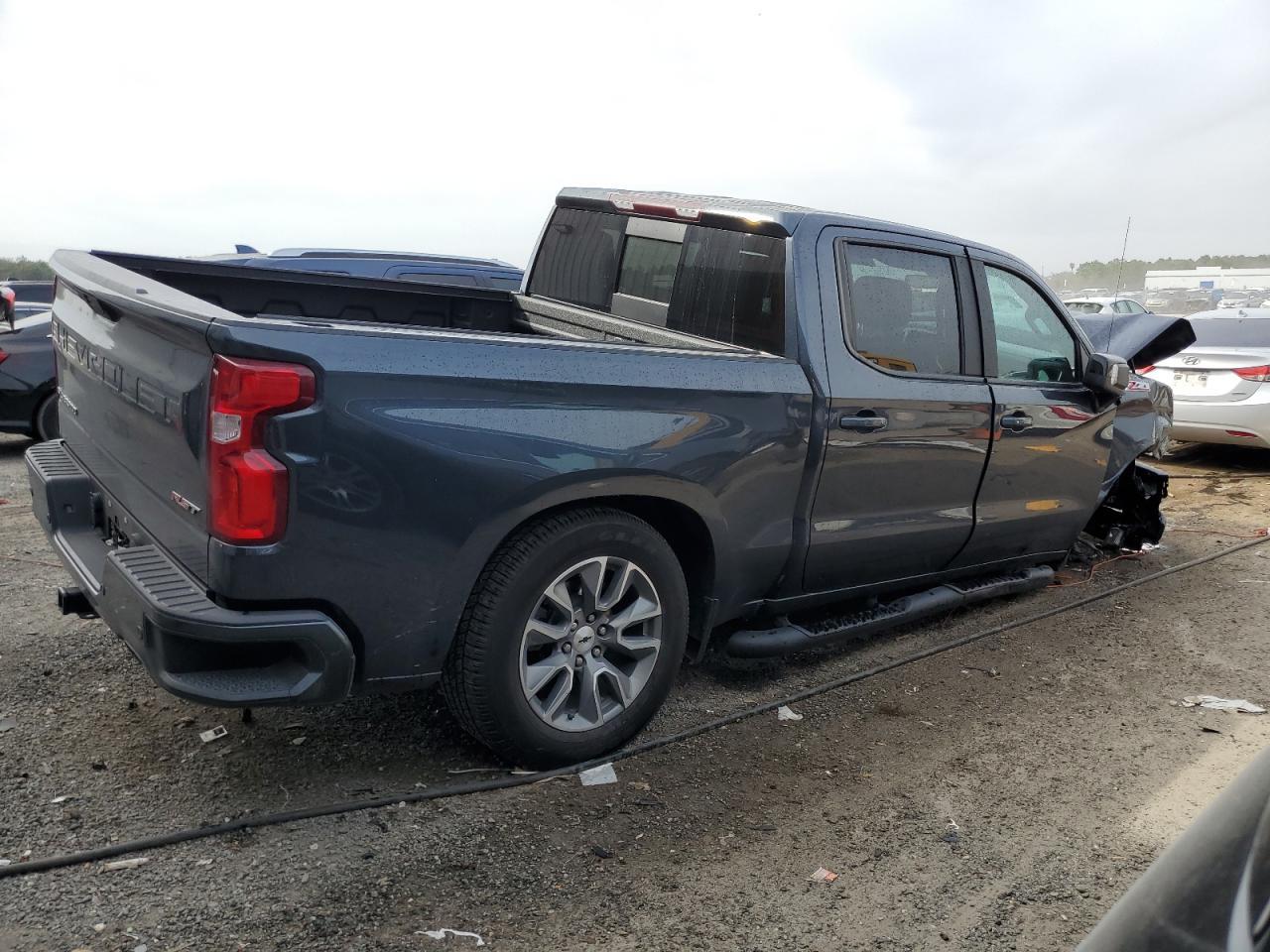 2021 CHEVROLET SILVERADO - Фото 3