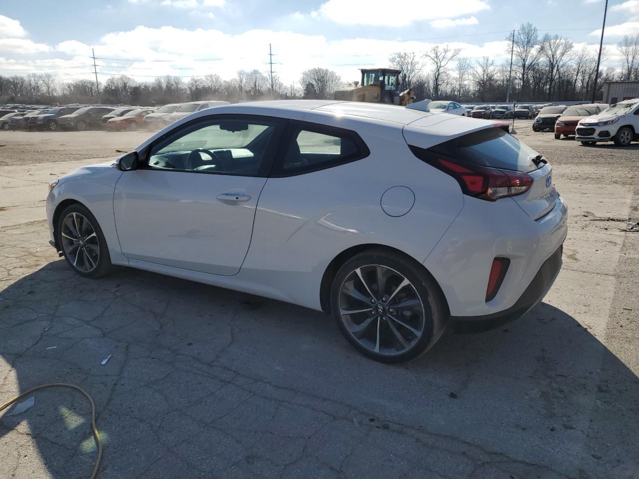 2019 HYUNDAI VELOSTER B - Image 2