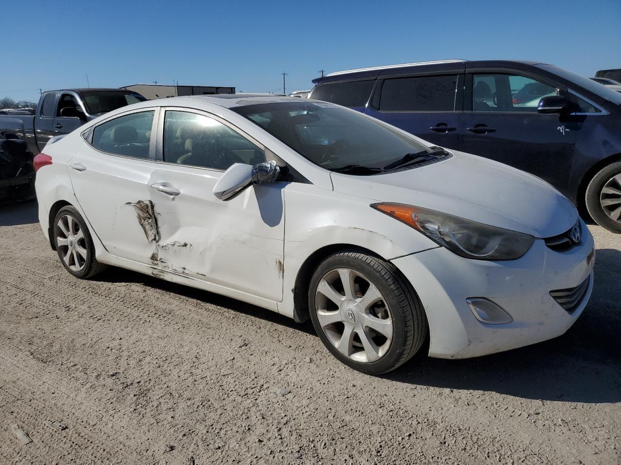 2013 HYUNDAI ELANTRA GL - Image 4