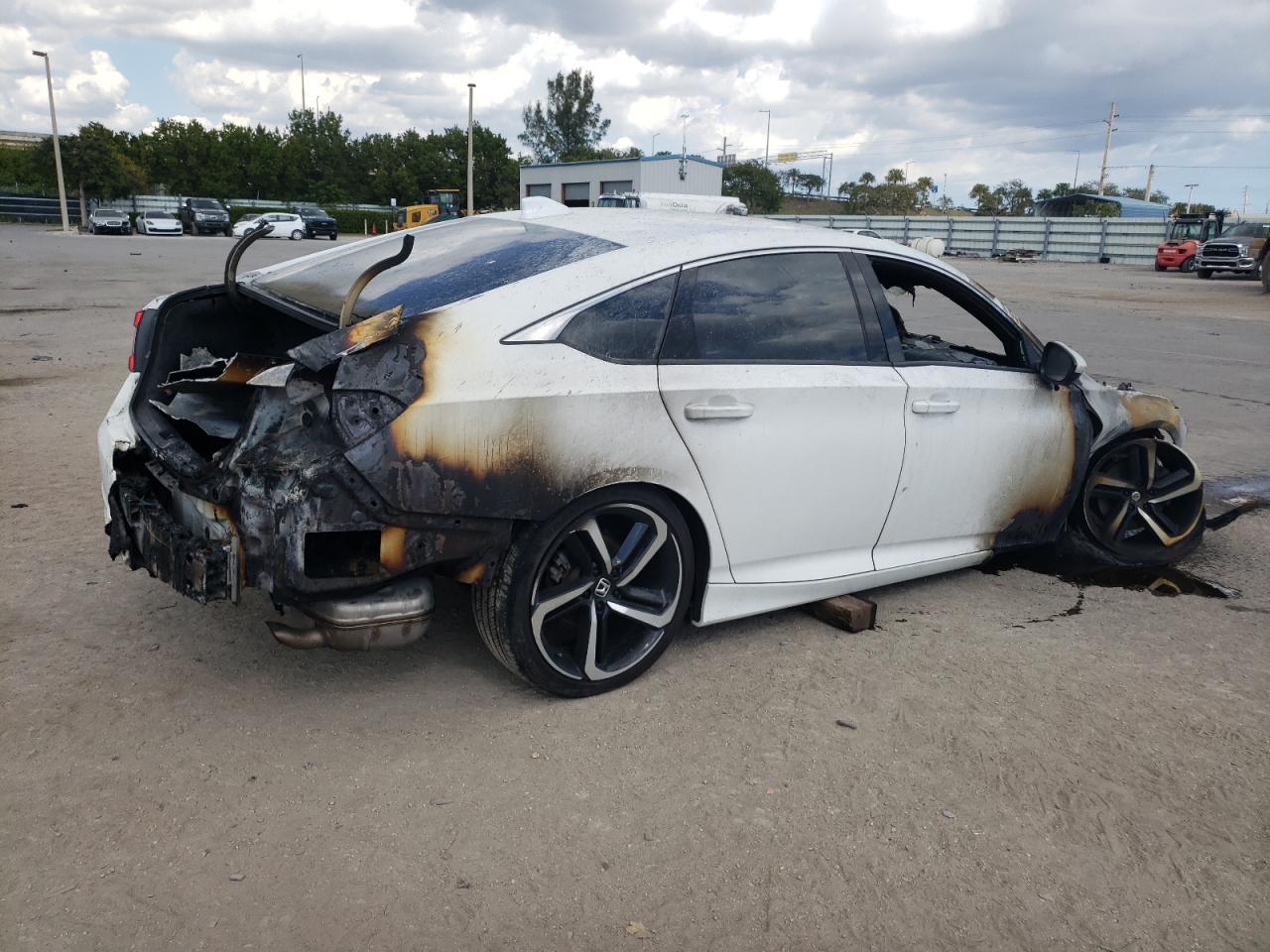 2019 HONDA ACCORD SPO - Image 3