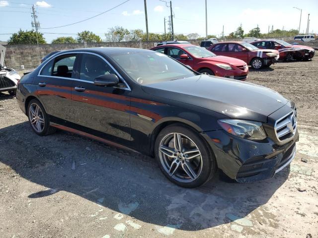 2019 Mercedes-Benz E 300 - Фото 4