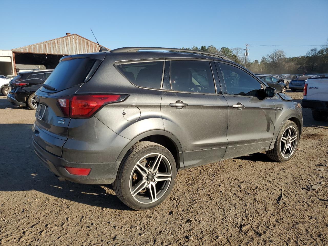 2019 FORD ESCAPE SEL - Фото 3