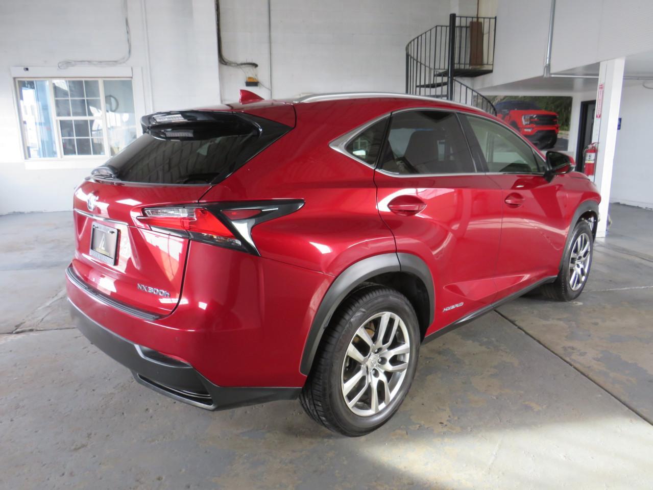2016 LEXUS NX 300H - Фото 3