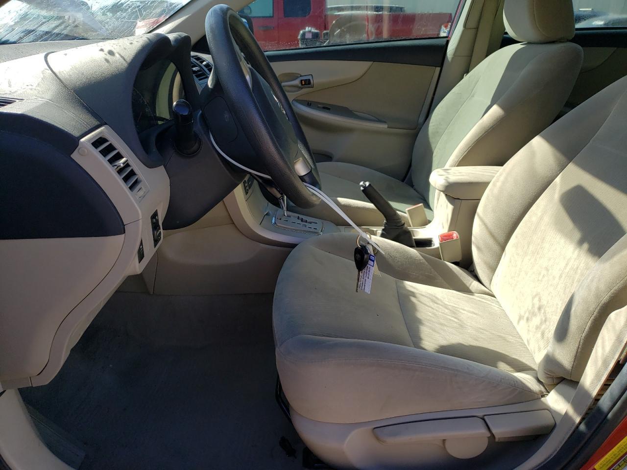 2013 TOYOTA COROLLA BA - Фото 7