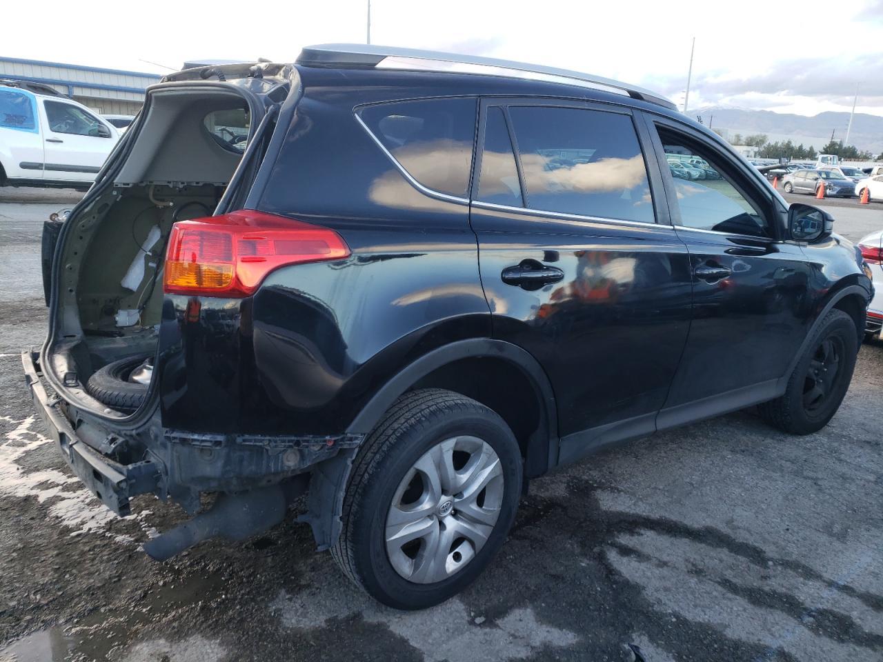 2014 TOYOTA RAV4 LE - Image 3