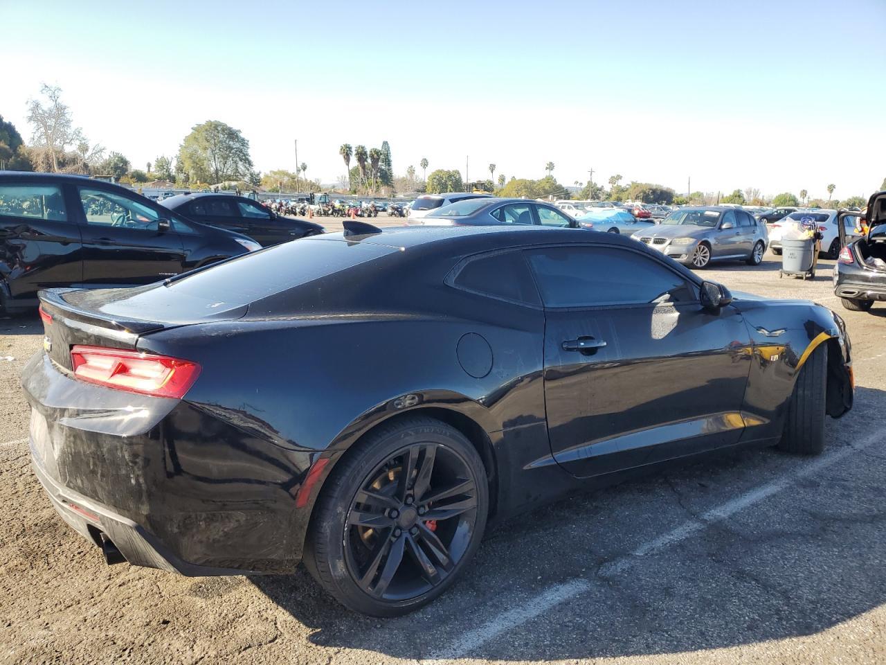 2018 CHEVROLET CAMARO LT - Image 3