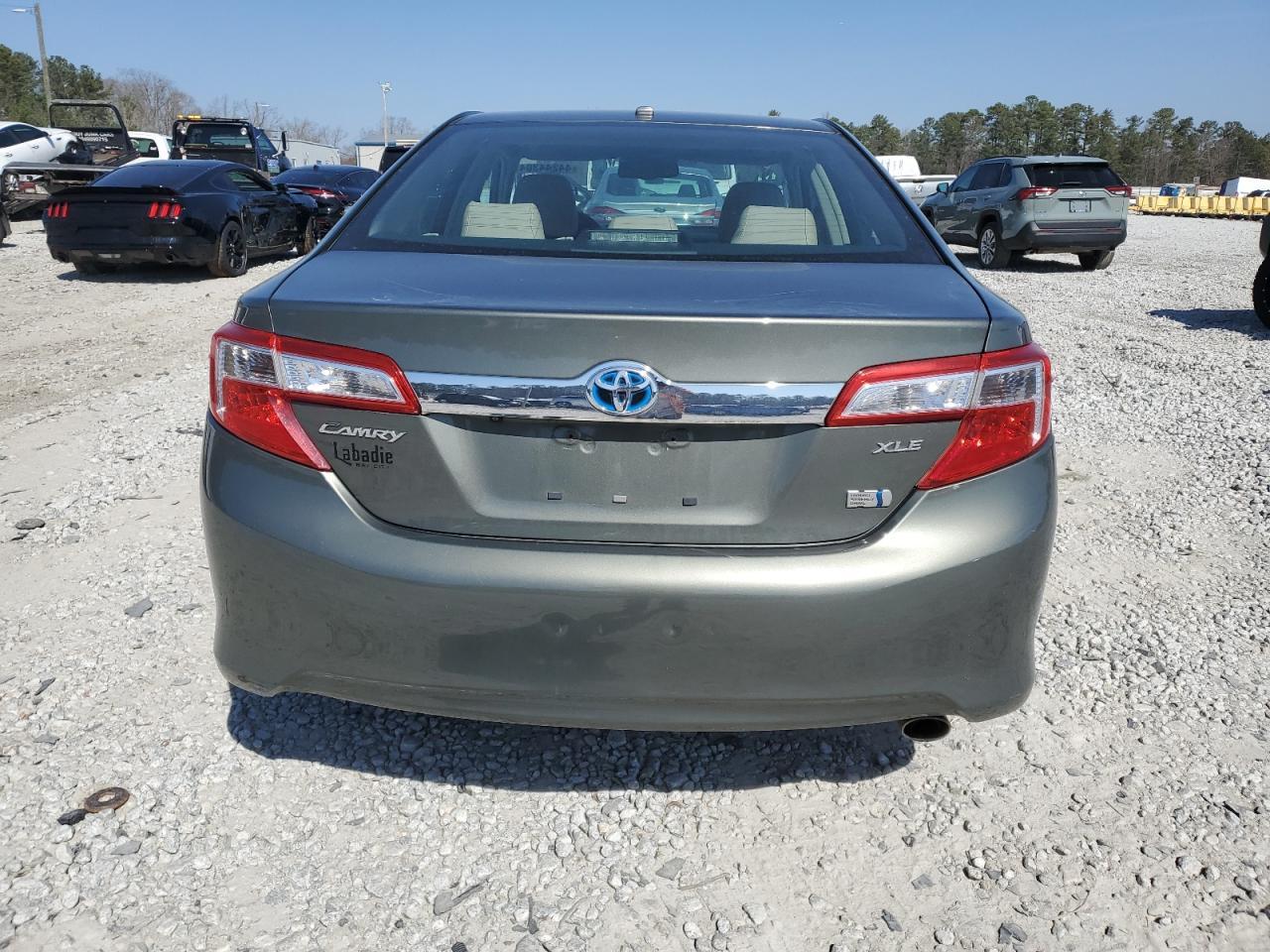 2012 TOYOTA CAMRY HYBR - Фото 6
