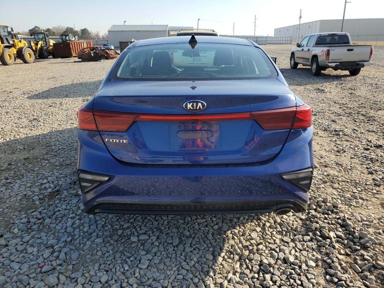 2020 KIA FORTE FE - Image 6