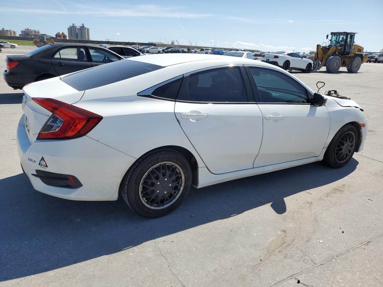 2017 HONDA CIVIC LX - Фото 3
