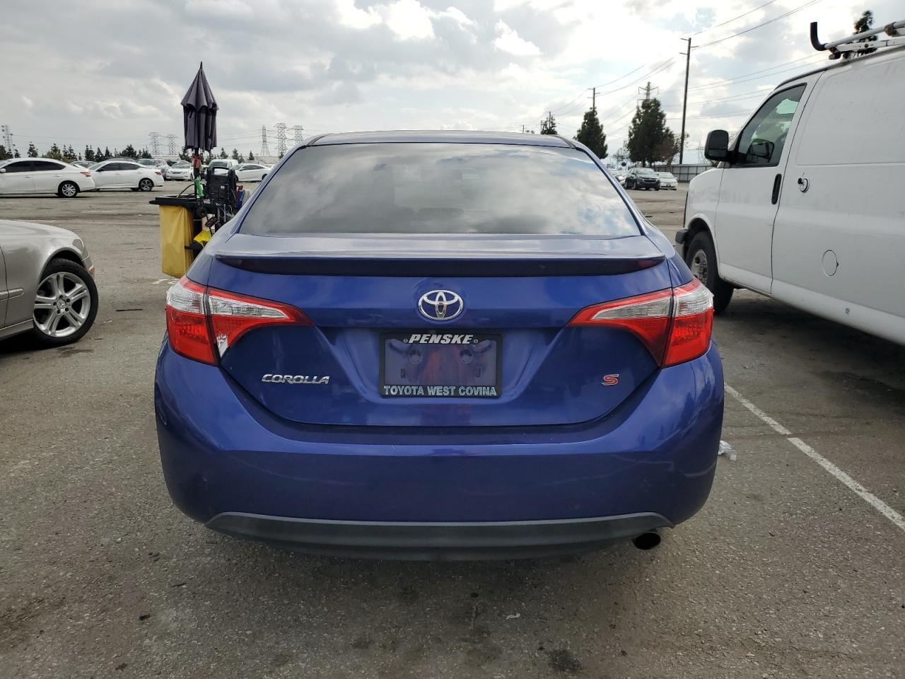 2015 TOYOTA COROLLA L - Image 6