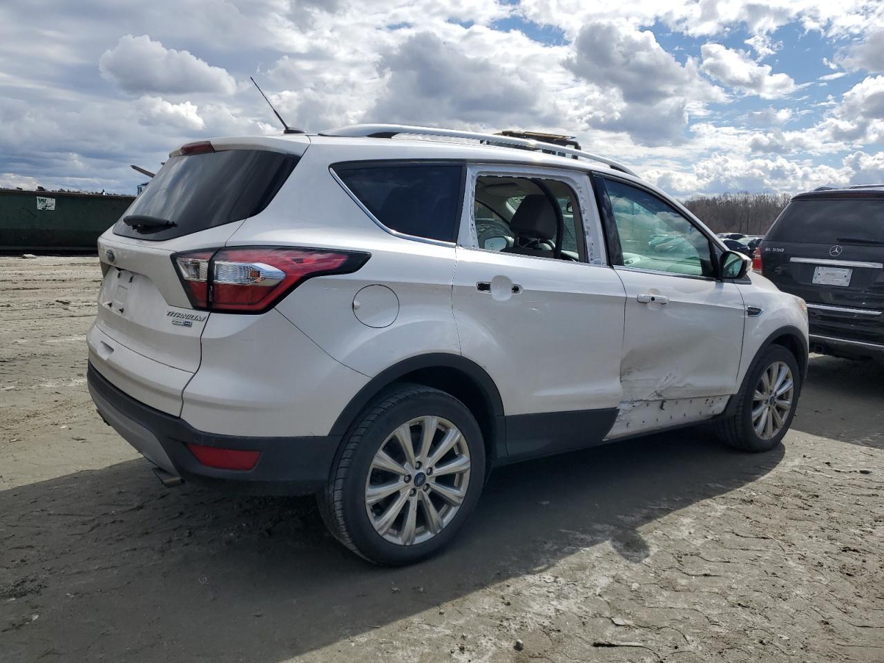 2017 FORD ESCAPE TIT - Image 3