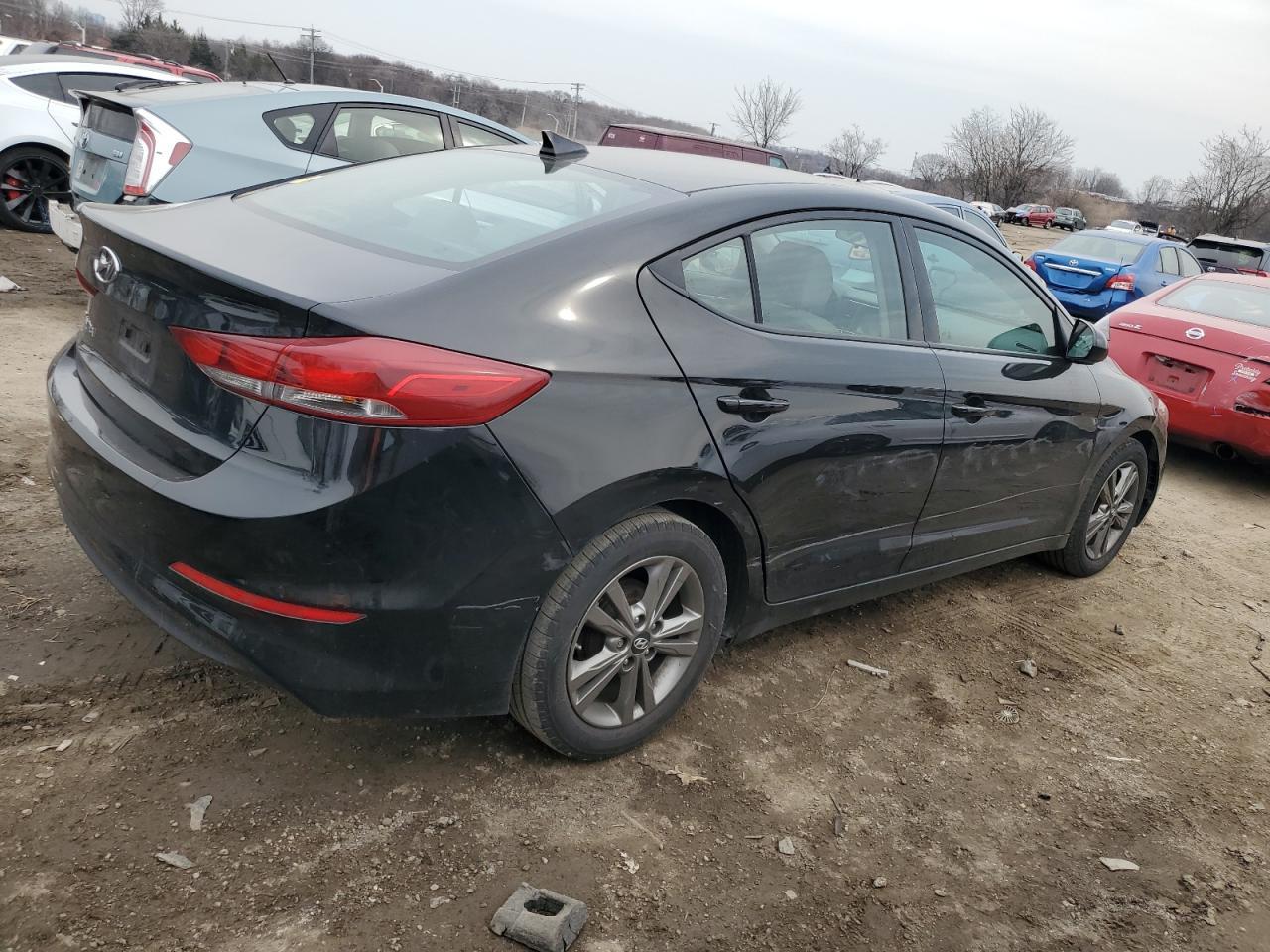 2017 HYUNDAI ELANTRA SE - Фото 3