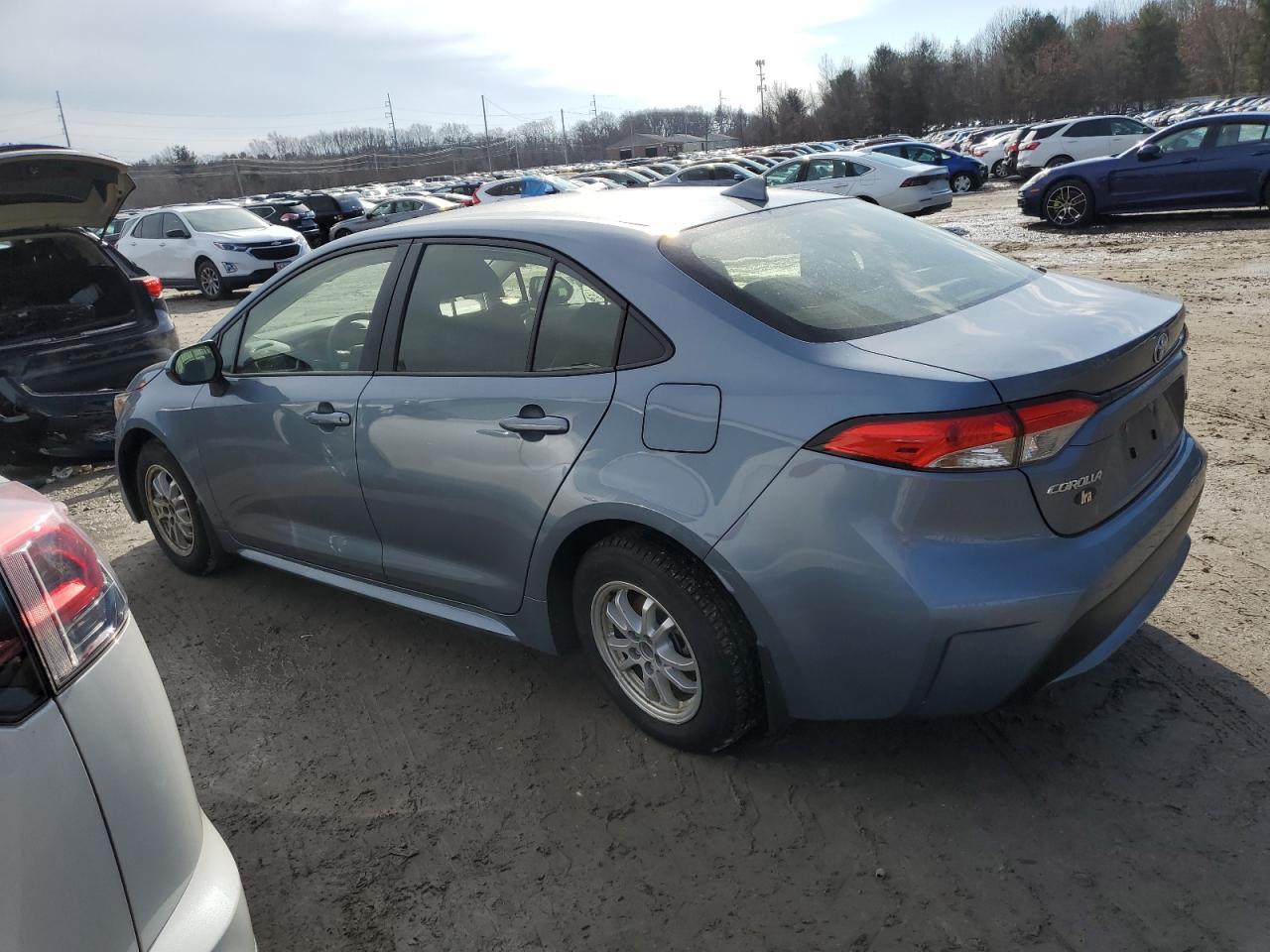 2022 TOYOTA COROLLA LE - Фото 2