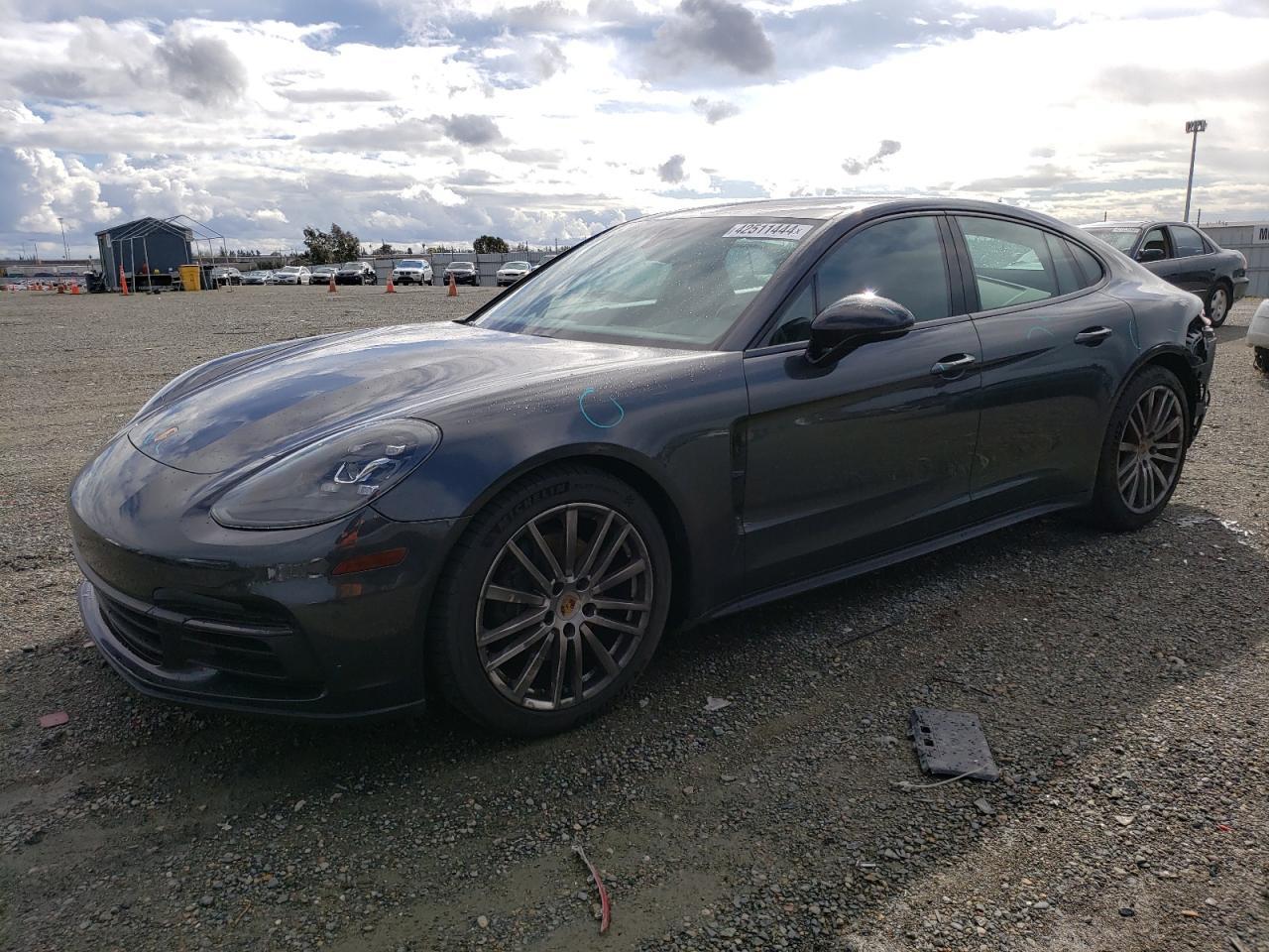 2018 PORSCHE PANAMERA 4 car image