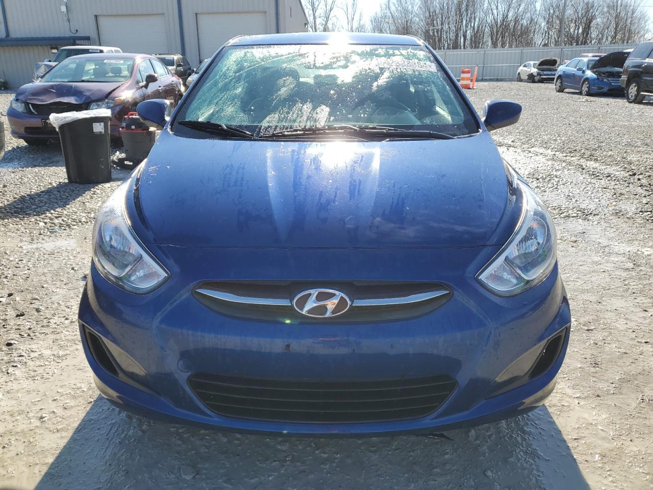 2017 HYUNDAI ACCENT SE - Image 5