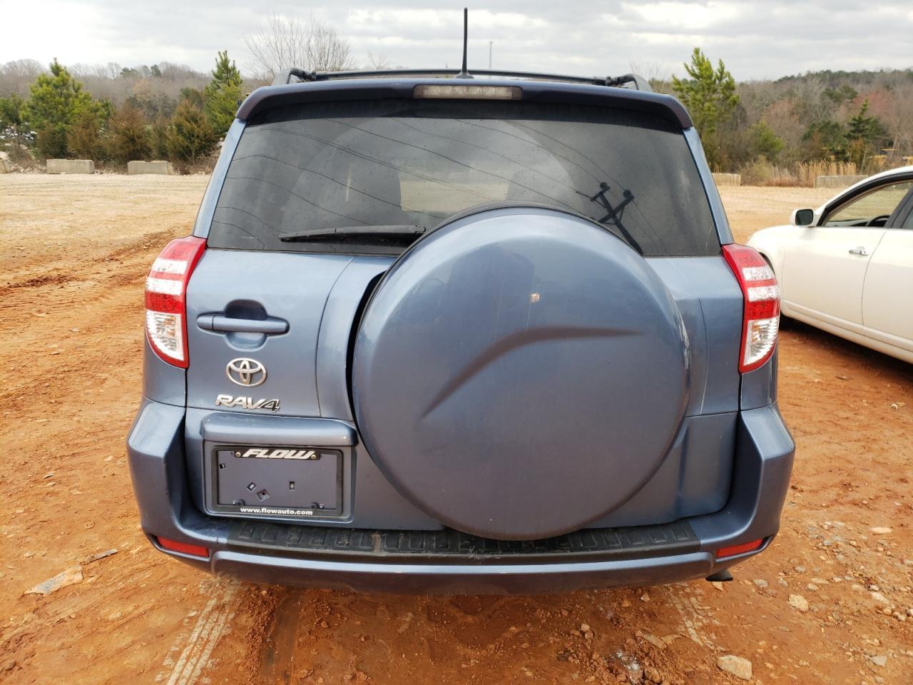 2011 TOYOTA RAV4 - Image 6