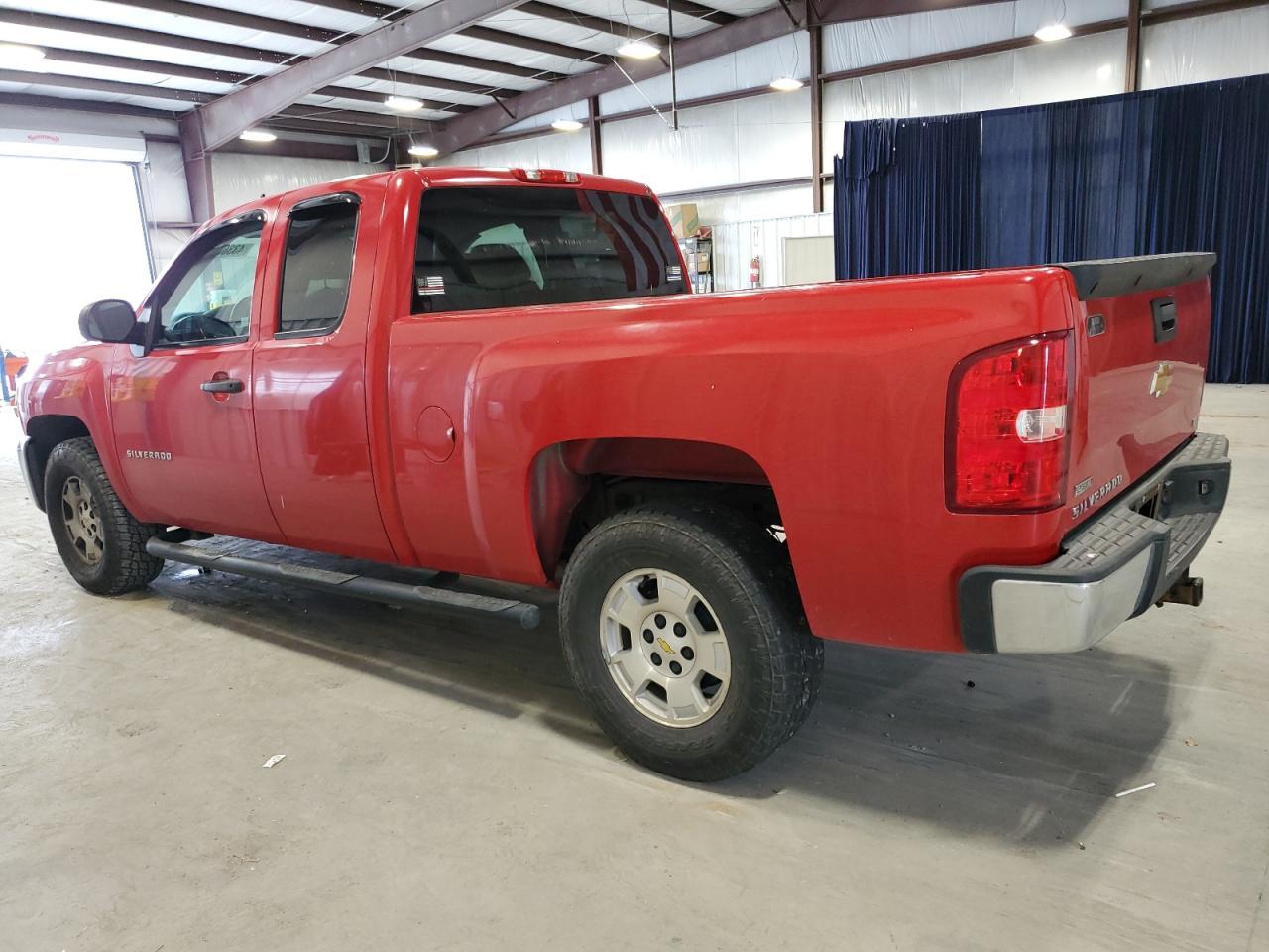 2012 CHEVROLET SILVERADO - Image 2