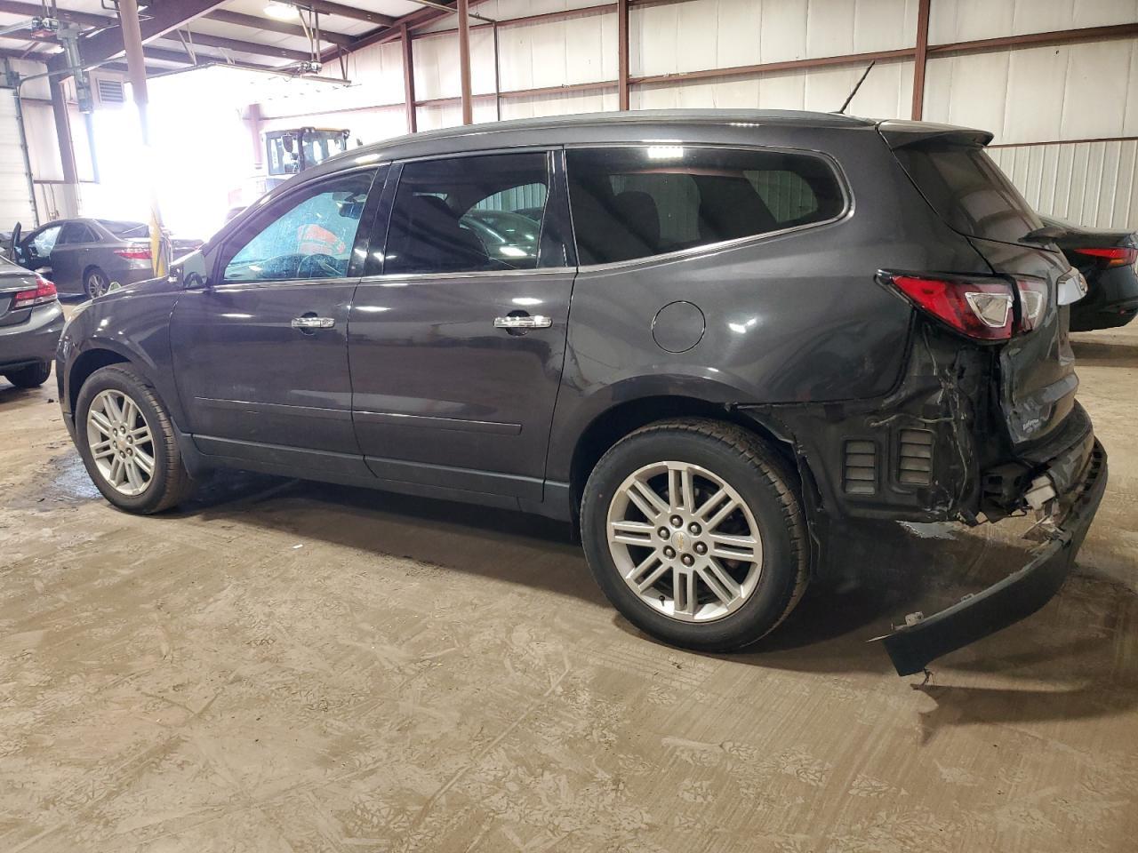 2015 CHEVROLET TRAVERSE L - Image 2