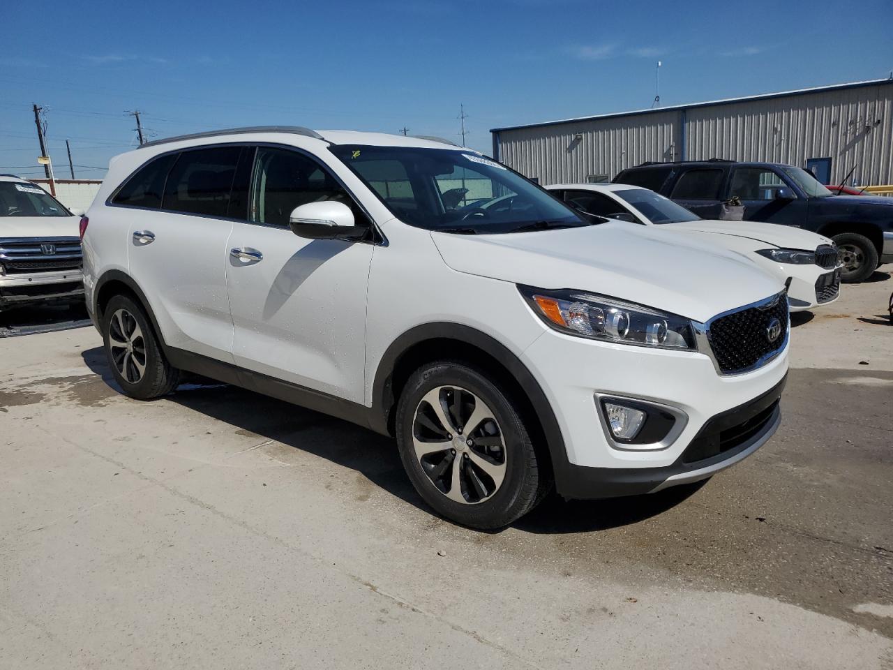 2016 KIA SORENTO EX - Image 4
