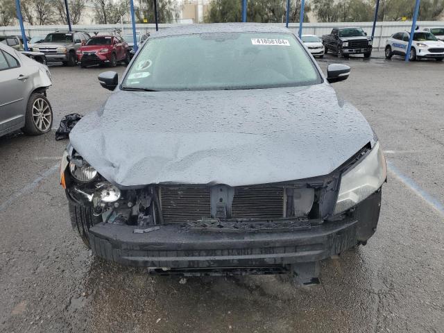 2013 Volkswagen Passat Se - Image 5