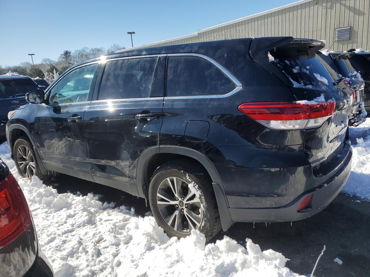 2019 TOYOTA HIGHLANDER - Фото 2