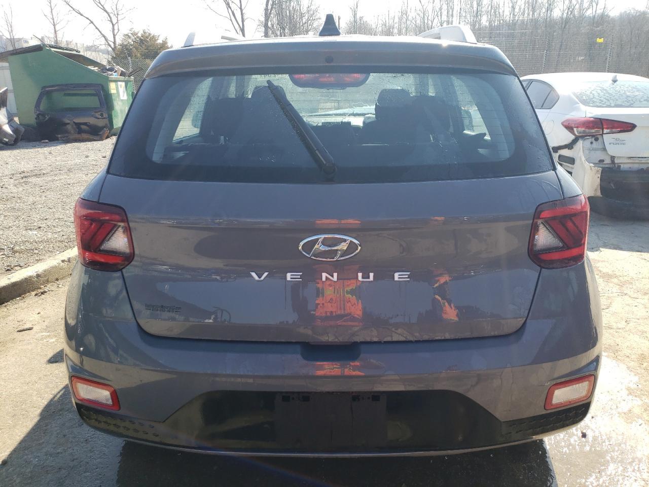 2022 HYUNDAI VENUE SEL - Фото 6
