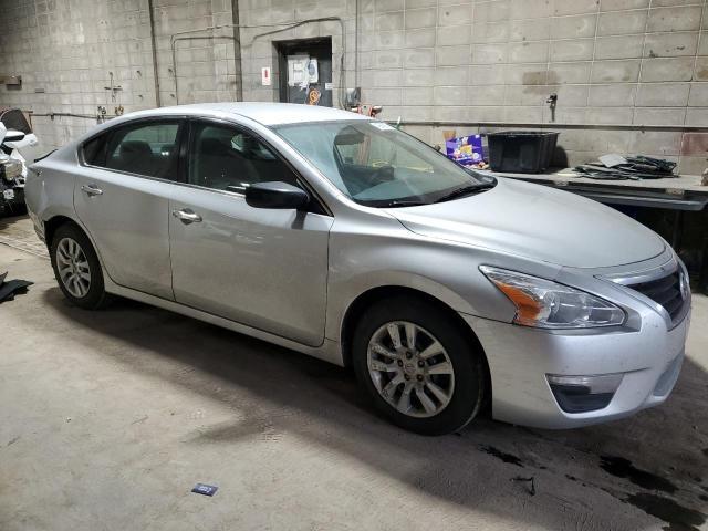 2015 Nissan Altima 2.5 - Image 4
