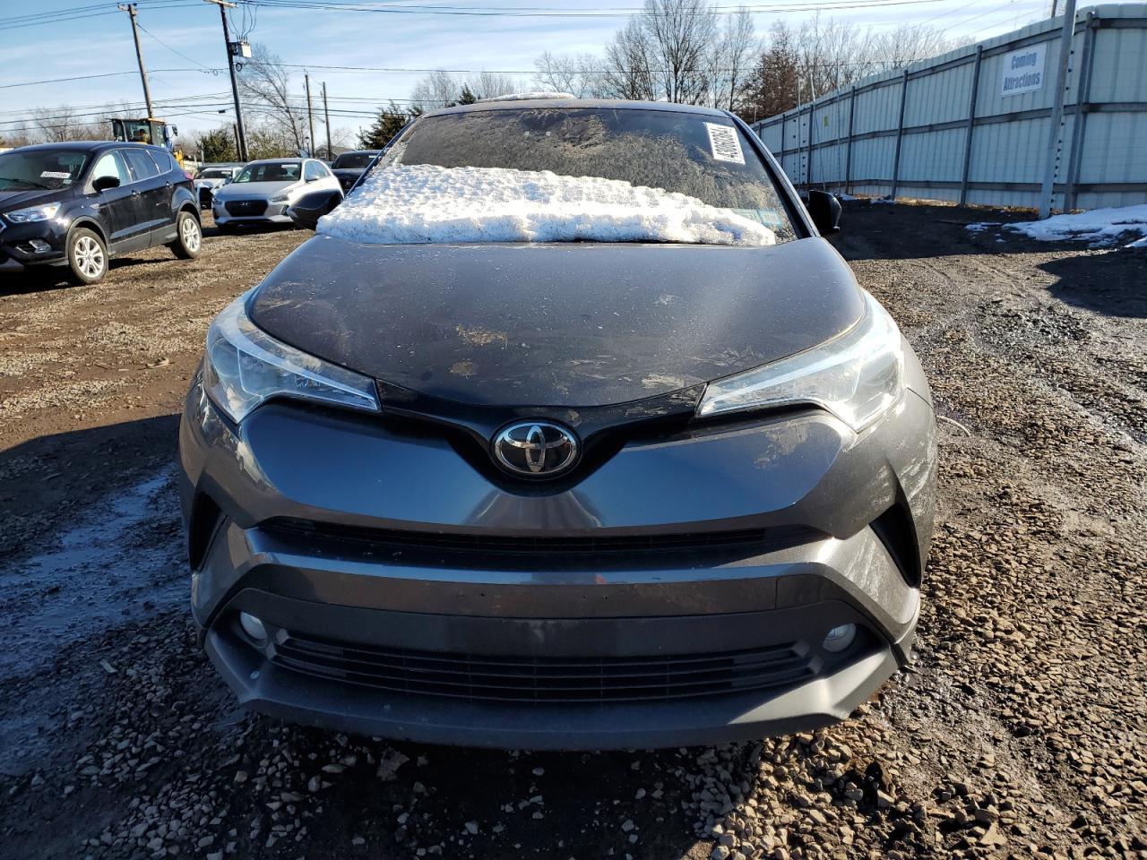 2018 TOYOTA C-HR XLE - Фото 5