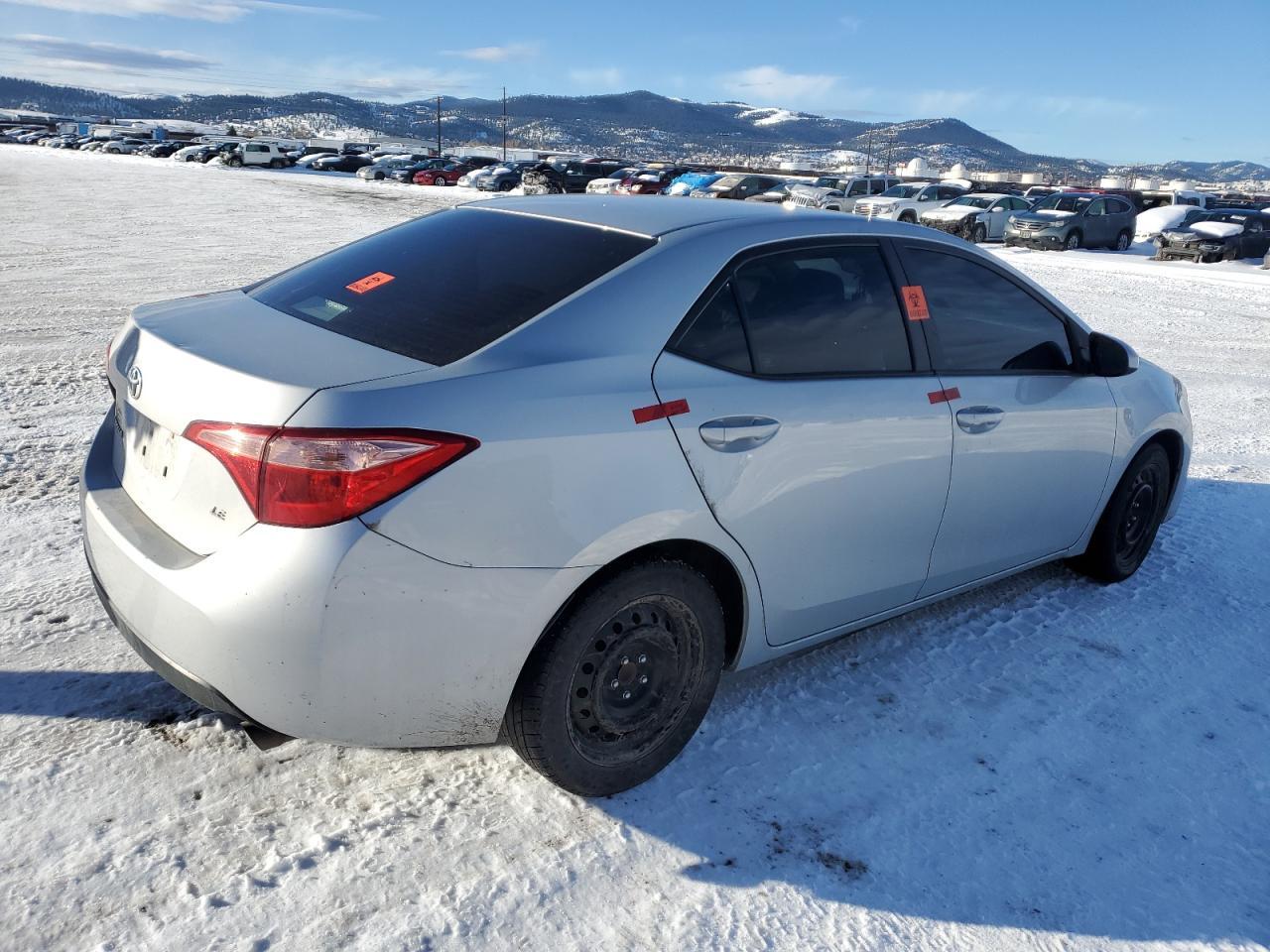 2019 TOYOTA COROLLA L - Фото 3