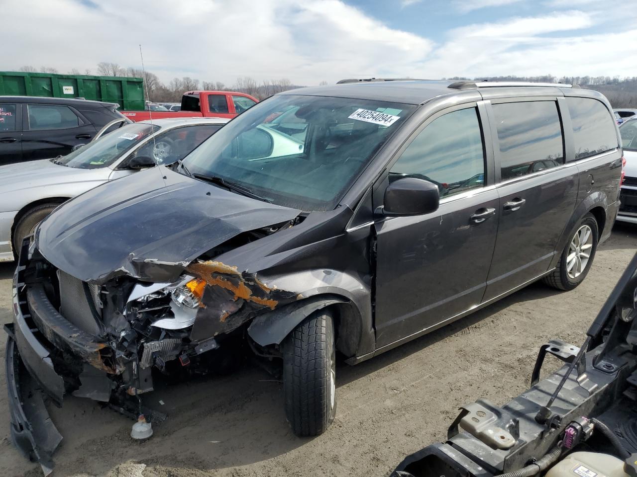 2019 DODGE GRAND CARA car image