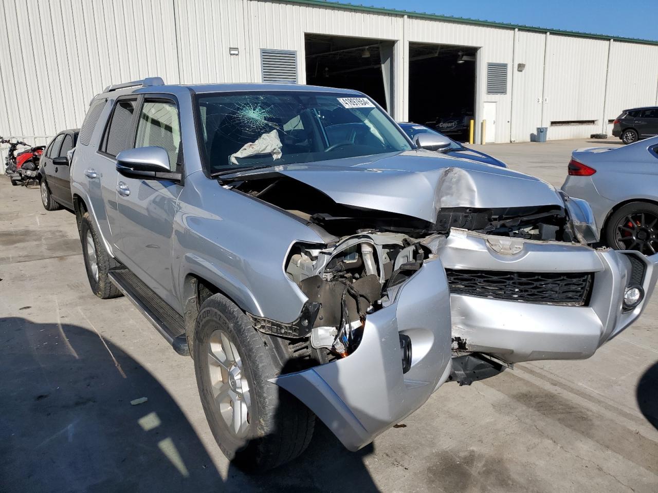 2018 TOYOTA 4RUNNER SR - Фото 4