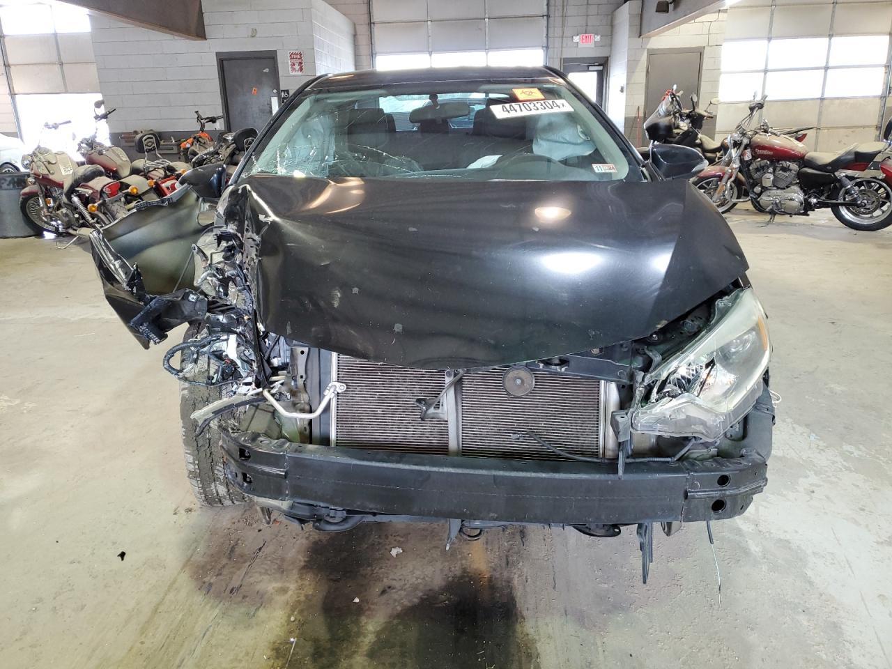 2015 TOYOTA COROLLA L - Image 5