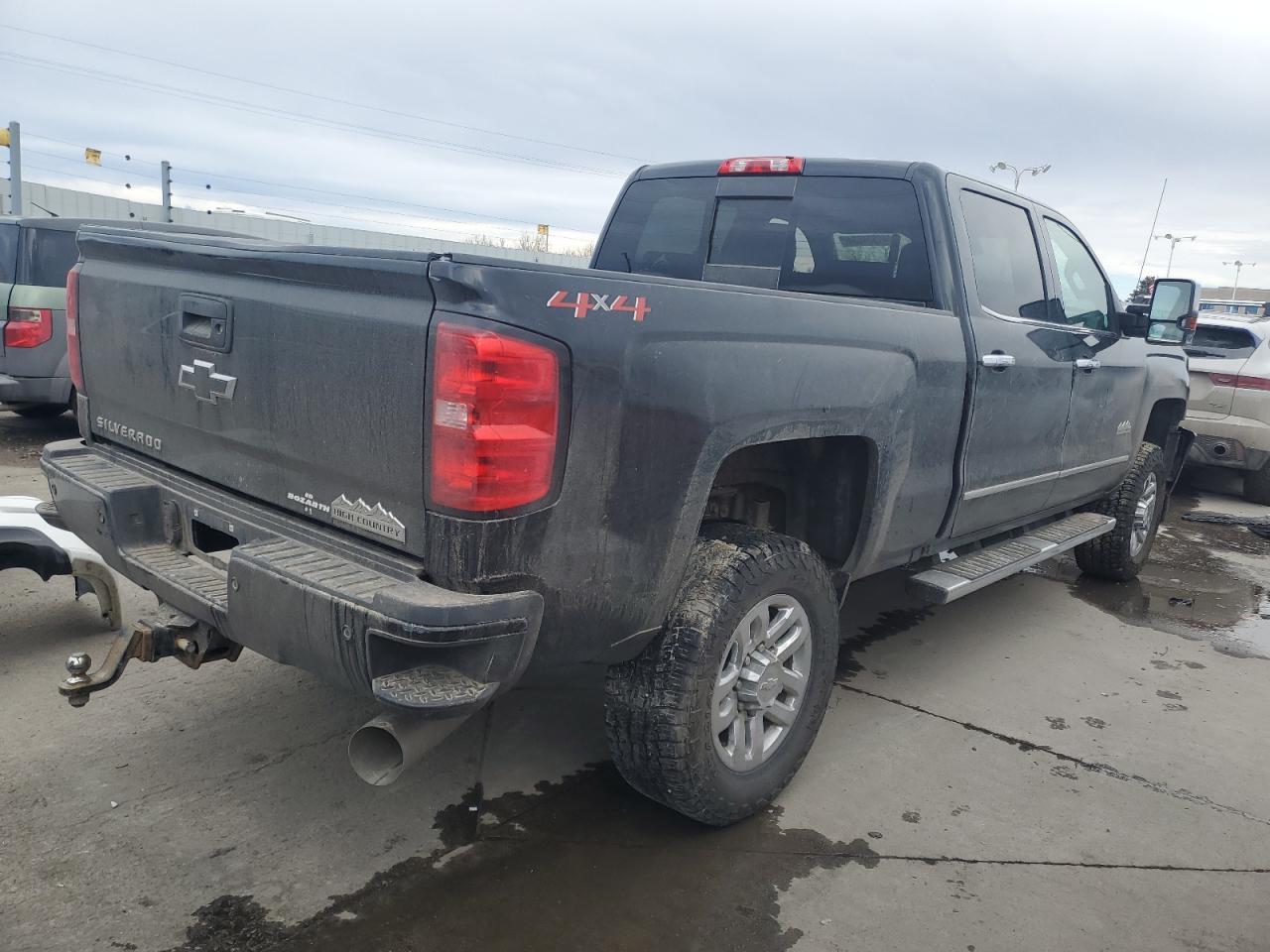 2018 CHEVROLET SILVERADO - Фото 3