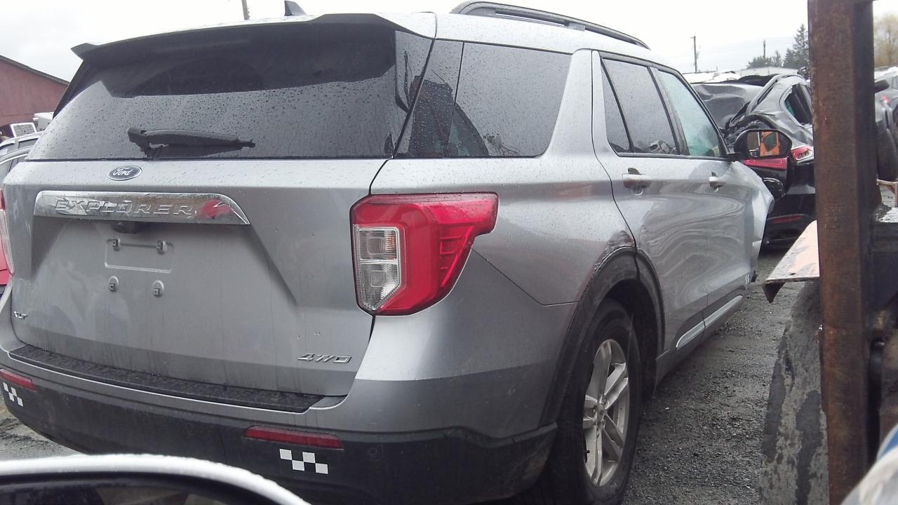 2022 FORD EXPLORER X - Фото 3