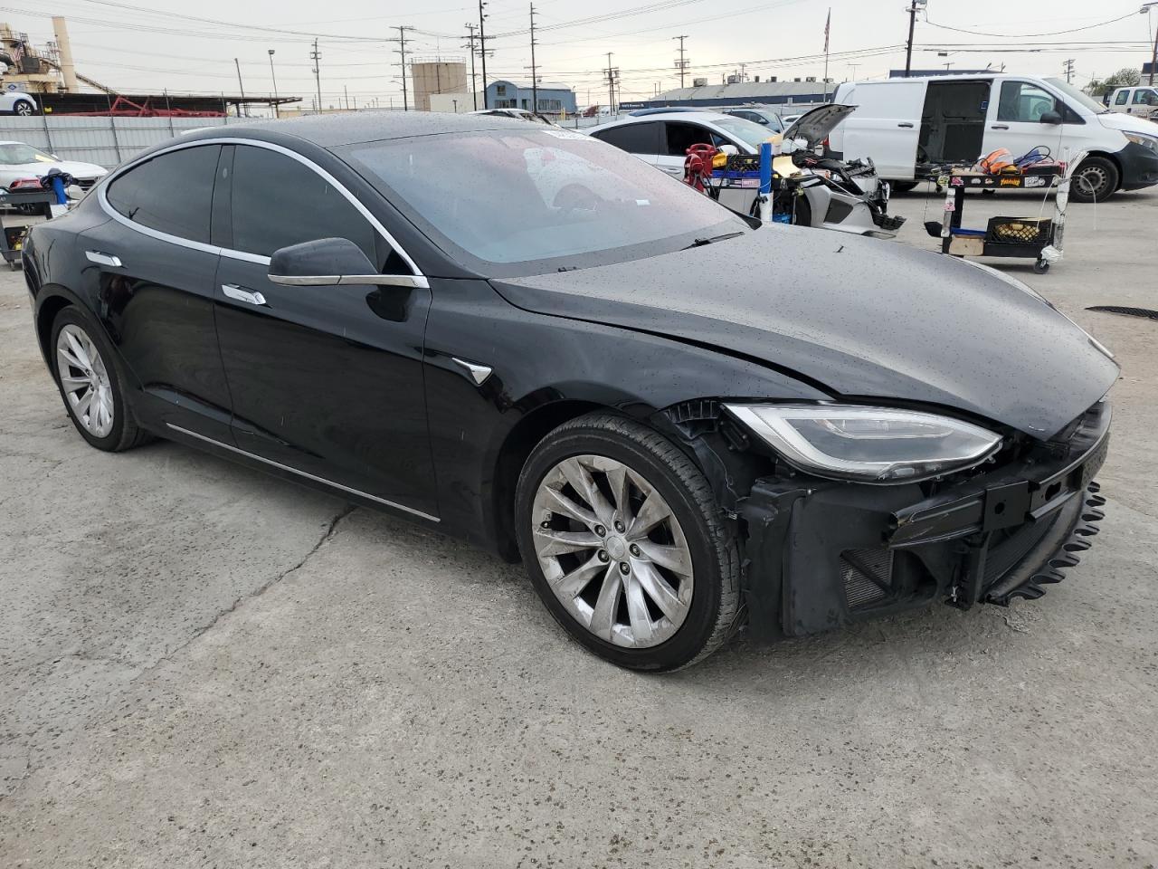 2018 TESLA MODEL S - Фото 4