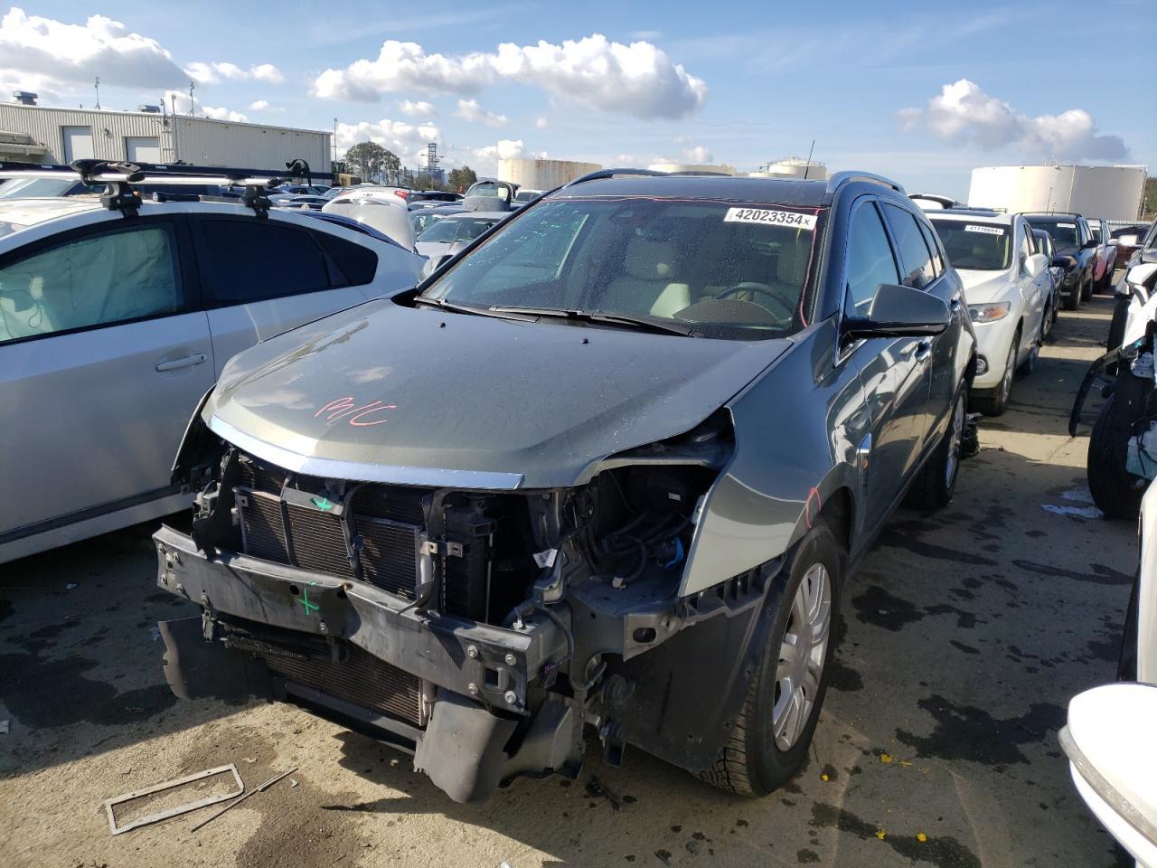 2013 CADILLAC SRX LUXURY