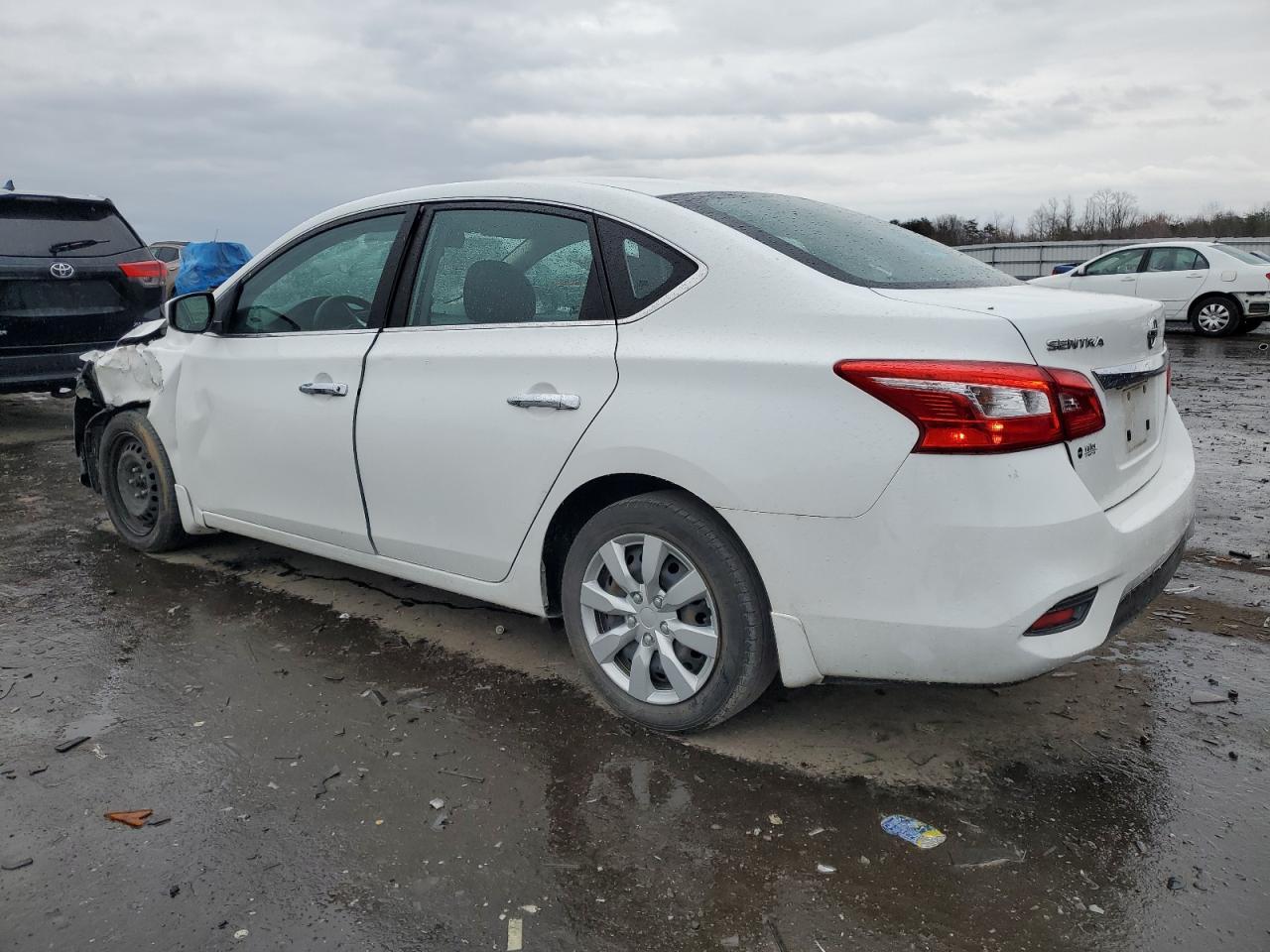 2018 NISSAN SENTRA S - Фото 2