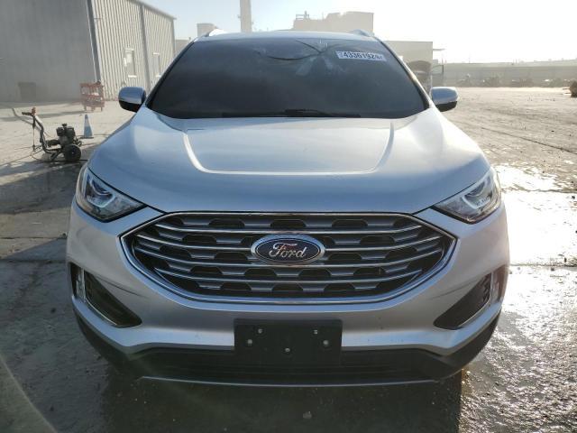 2019 Ford Edge Titanium - Image 5