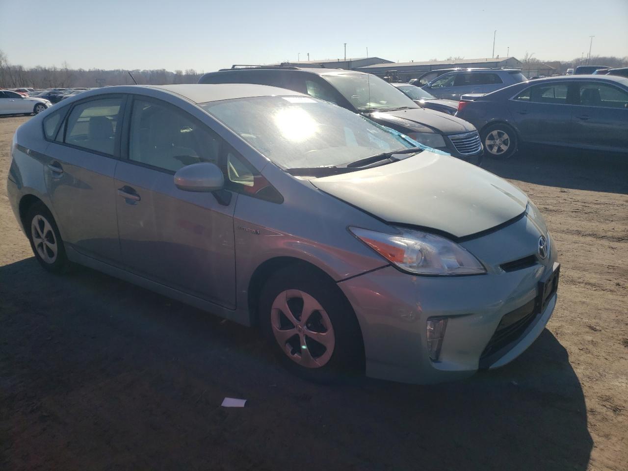 2015 TOYOTA PRIUS - Фото 4