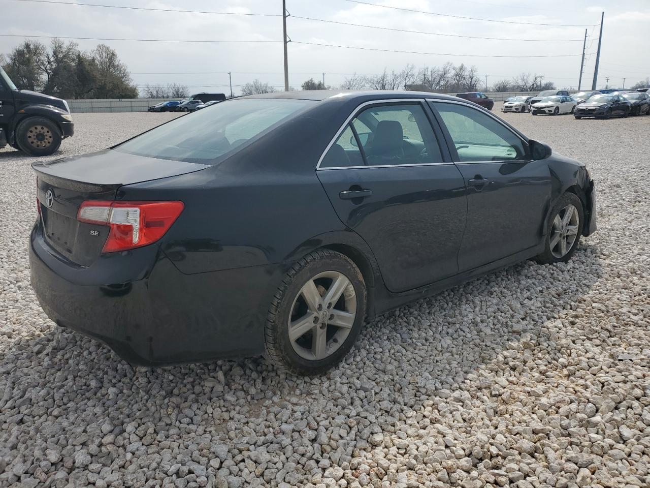 2013 TOYOTA CAMRY L - Фото 4