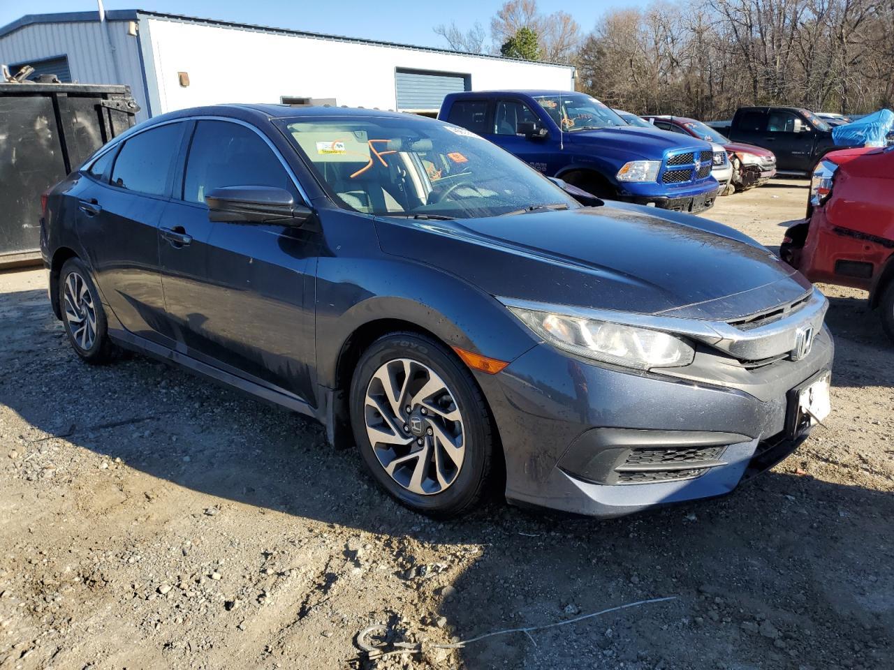 2018 HONDA CIVIC EX - Image 4