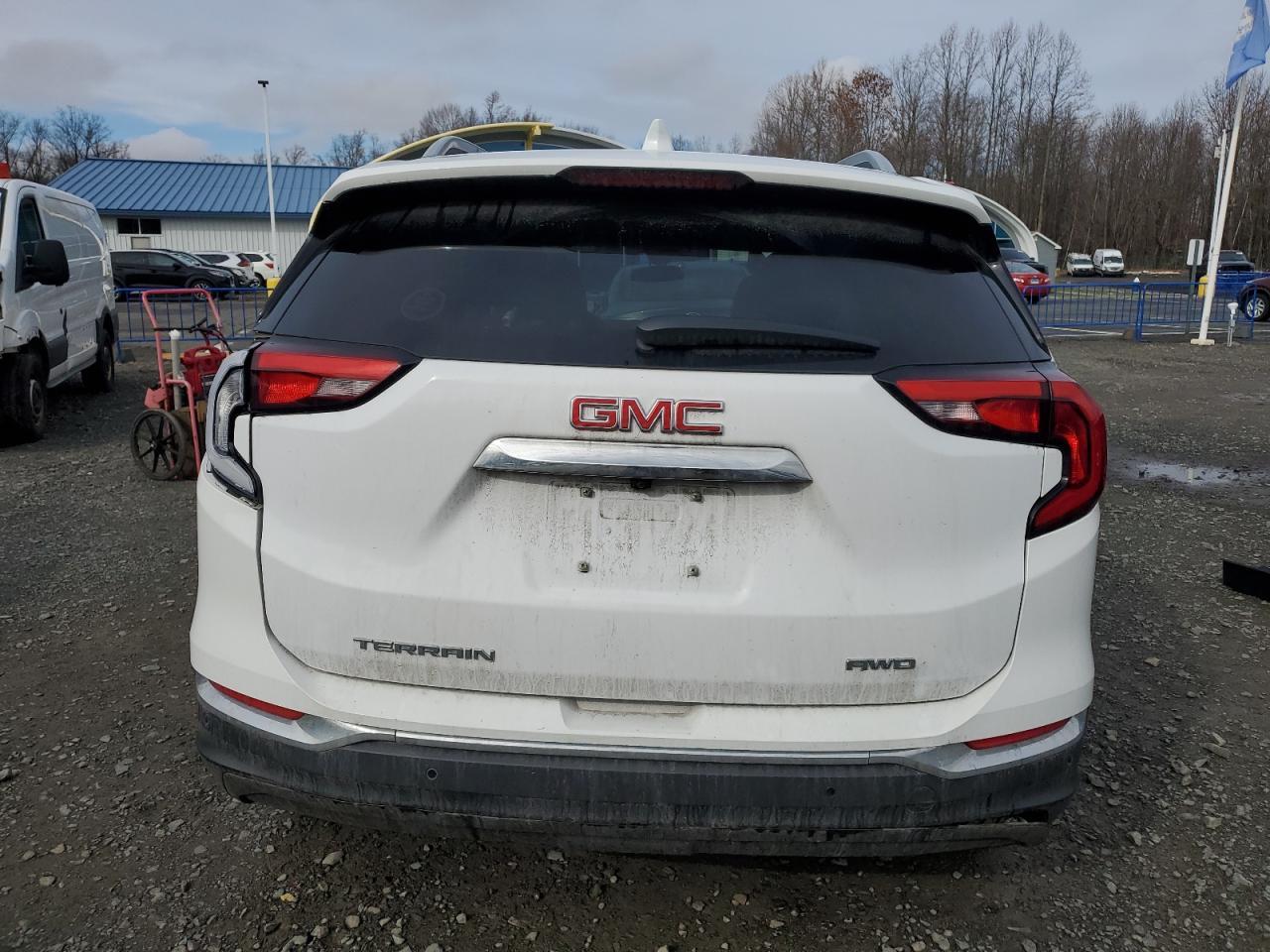 2021 GMC TERRAIN SL - Image 6