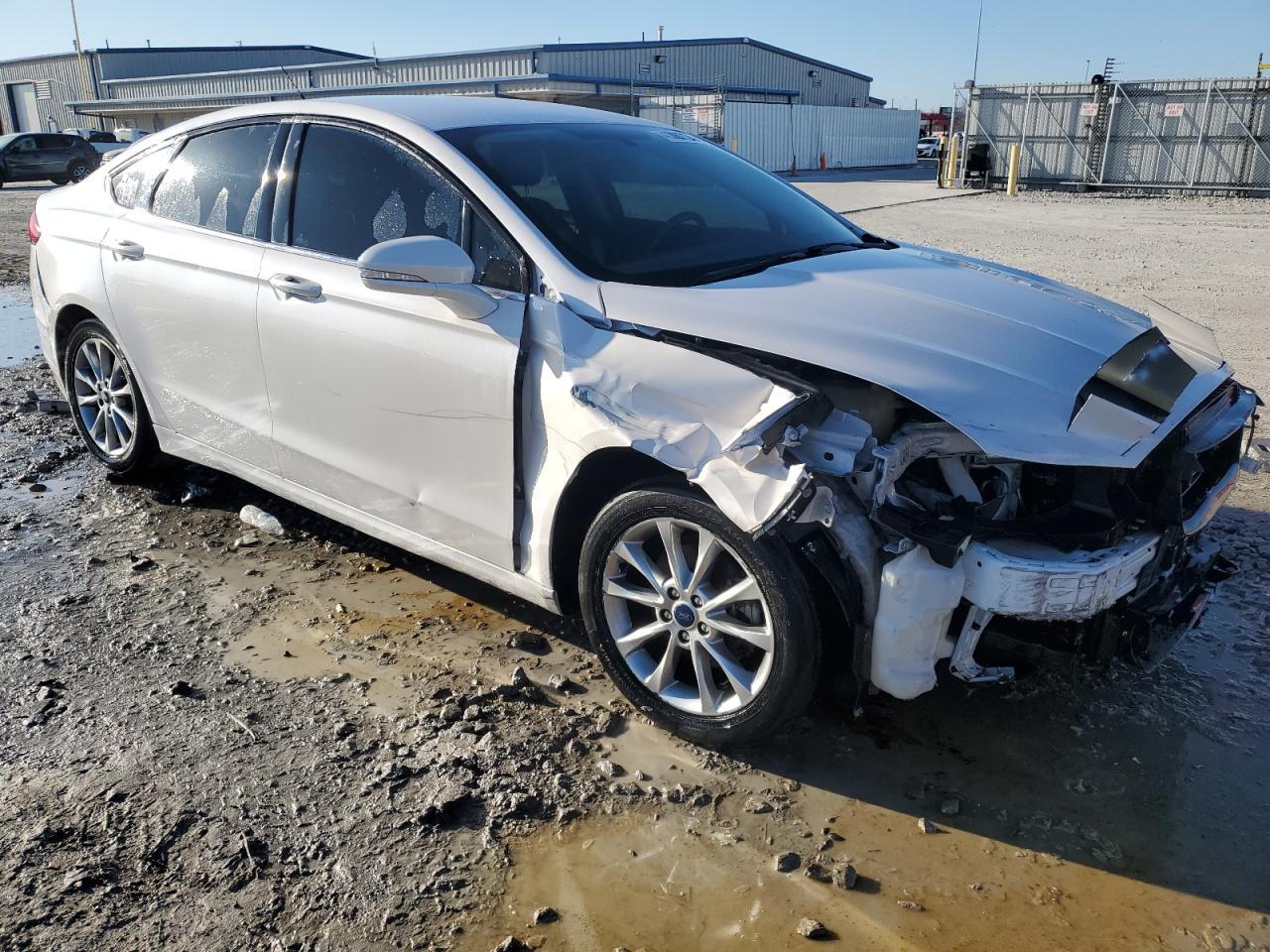 2017 FORD FUSION SE - Фото 4