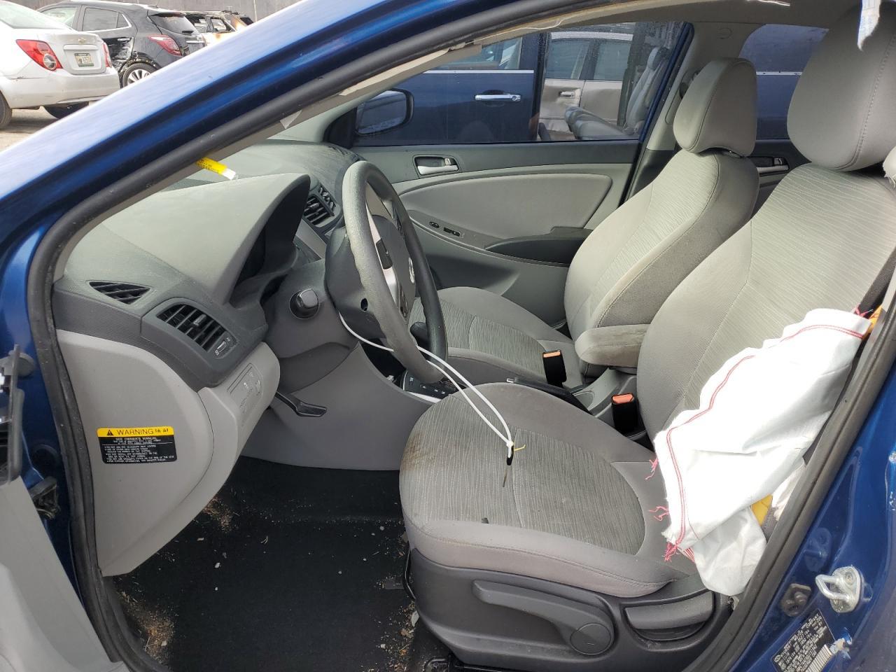 2016 HYUNDAI ACCENT SE - Фото 7