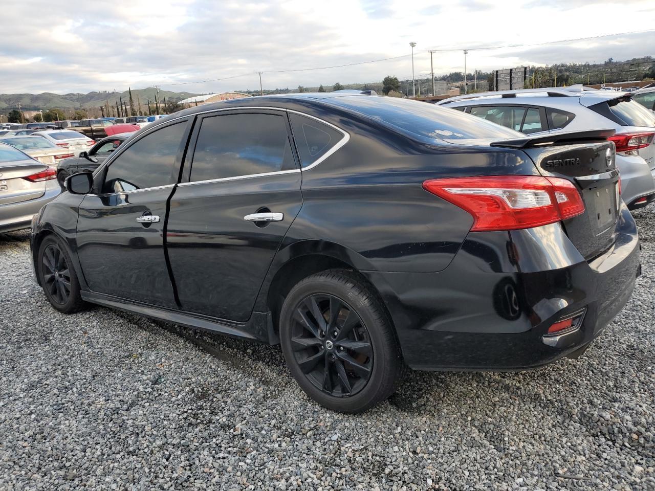 2018 NISSAN SENTRA S - Фото 2