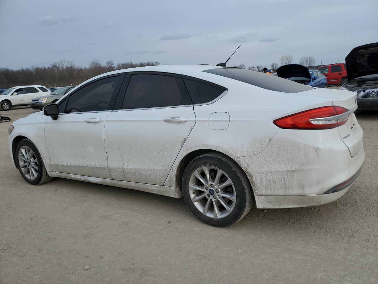 2017 FORD FUSION SE - Фото 2