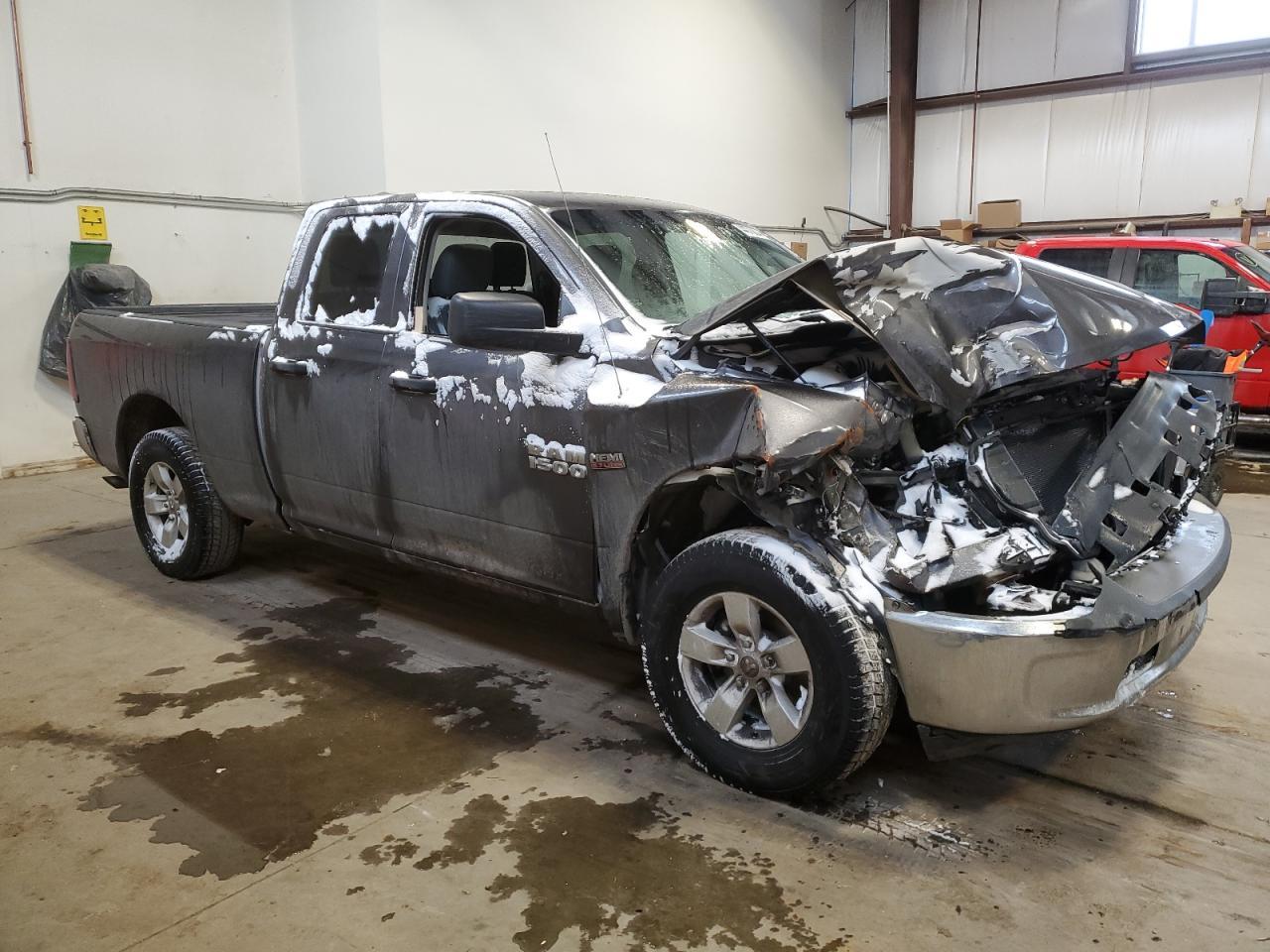 2017 RAM 1500 ST - Image 4